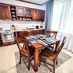 아파트 Comfy 1bd In 4star 반스코