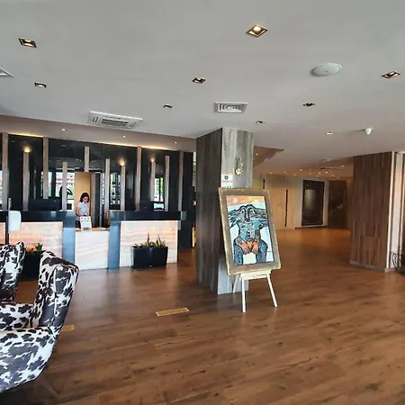 Lägenhet Comfy 1bd In 4star