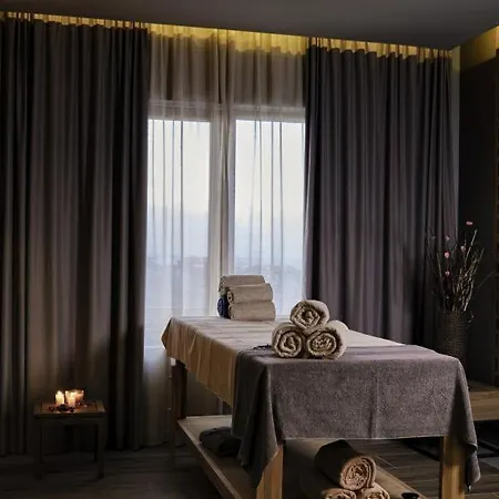 Comfy 1bd In 4star * バンスコ